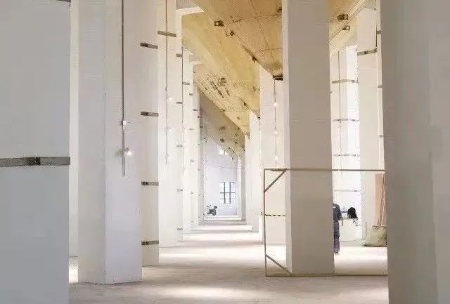 浦东滨江工业遗产_浦东滨江自行车道_上海工业遗产改造案例