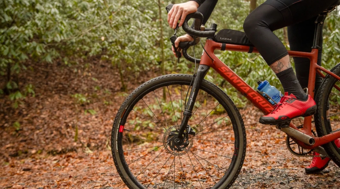 暗网下载 双行程可选  Cane Creek全新Invert砾石倒冲前叉