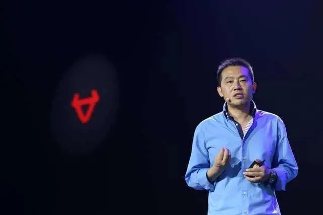 两轮电动车智能化功能_高端智能两轮电动车_智能平衡车品牌