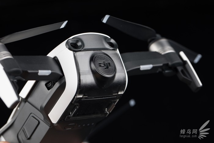 最适合旅拍的无人机 大疆Mavic Air评测
