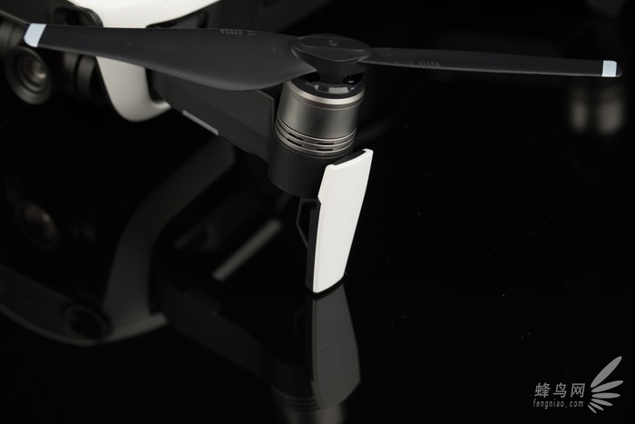 最适合旅拍的无人机 大疆Mavic Air评测