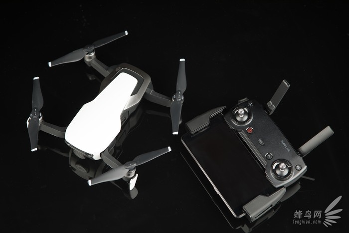 最适合旅拍的无人机 大疆Mavic Air评测
