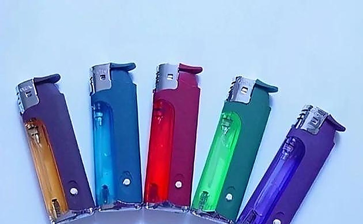 打火机能带上高铁吗_高铁全列禁烟处罚措施_高铁携带香烟打火机规定