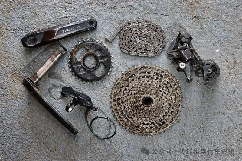 自行车零部件组成_山地车塔基怎么拆下_自行车车架材质类型