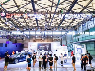 AI将美好生活予以点亮，星纪魅族的AI生态馆，正式在2024 ChinaJoy登陆了。