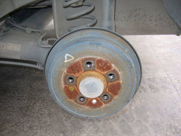 鼓刹原理_汽车制动方式_鼓式制动原理