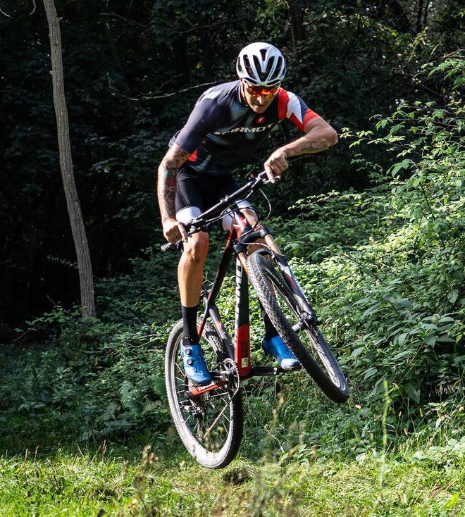 自行车运动健康益处_高端自行车品牌比较_trek cannondale