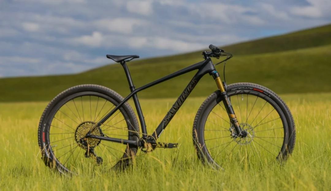 自行车种类_选购自行车指南_cannondale supersix