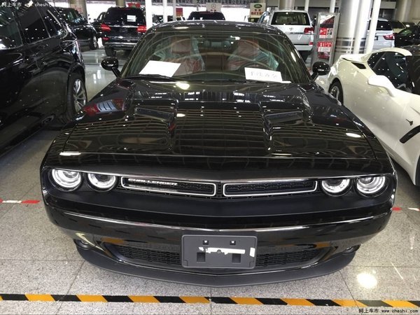 星空体育平台官网入口 16款挑战者价格 Hellcat地狱猫现车低价