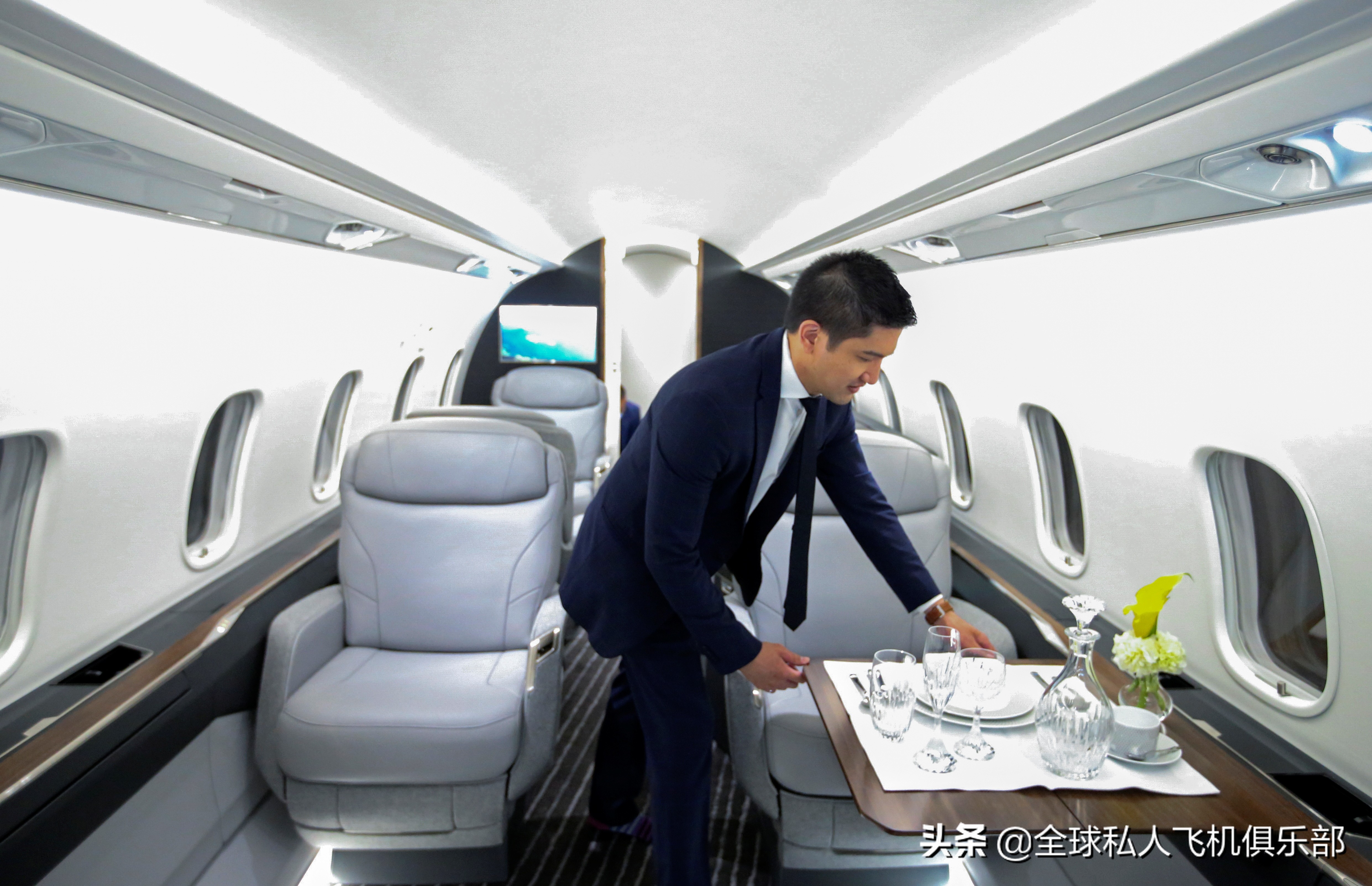 庞巴迪挑战者3500超中型公务机_挑战者3500飞机可持续设计_庞巴迪挑战者最新款